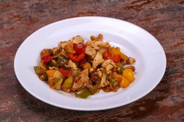 Asya mutfağı - Sebzeli kızarmış domuz eti