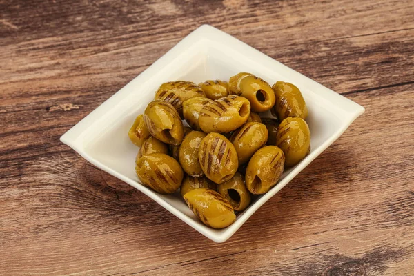 Tasty Green Grilled Olives Bowl — Stock Photo, Image