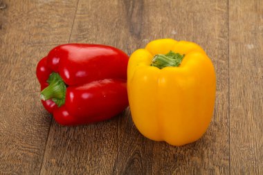 Kırmızı ve Sarı Bulgar Çan biberi