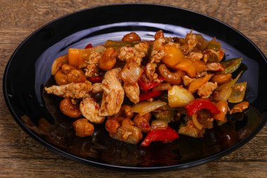 Asya mutfağı - Sebzeli kızarmış domuz eti