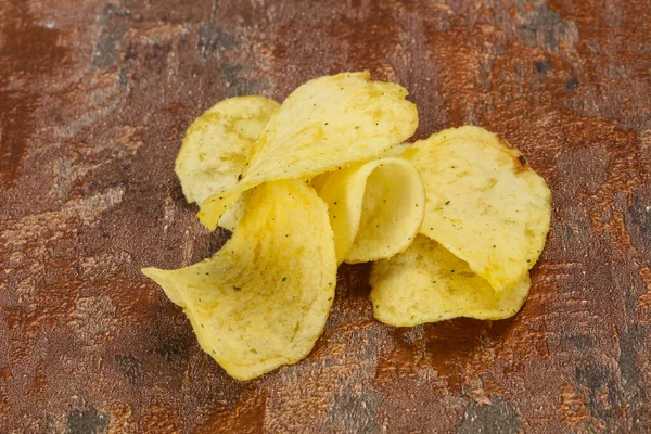 Natural Yuong Potato Salted Chips Heap — Stock Photo, Image