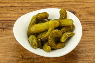 Kasede salatalık turşusu