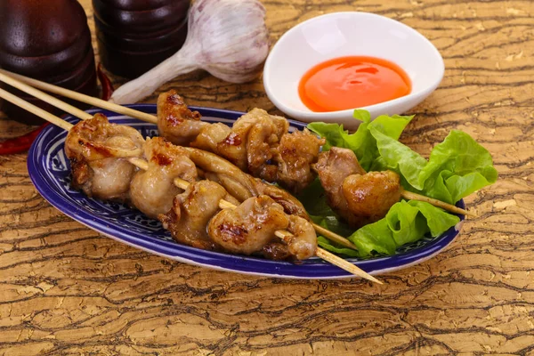 Brochette Peau Poulet Avec Sauce Chili — Photo