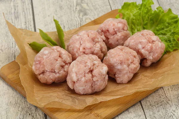 Hausgemachte Hackfleischbällchen Aus Rohem Schweinefleisch Bereit Zum Kochen — Stockfoto