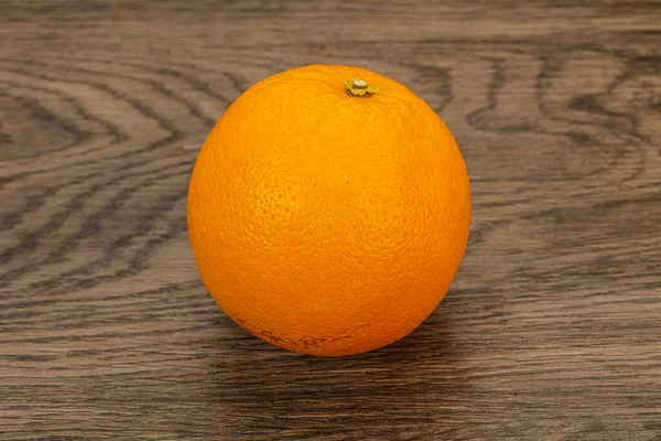 甘い新鮮なジューシーなトロピカルオレンジを熟す — ストック写真
