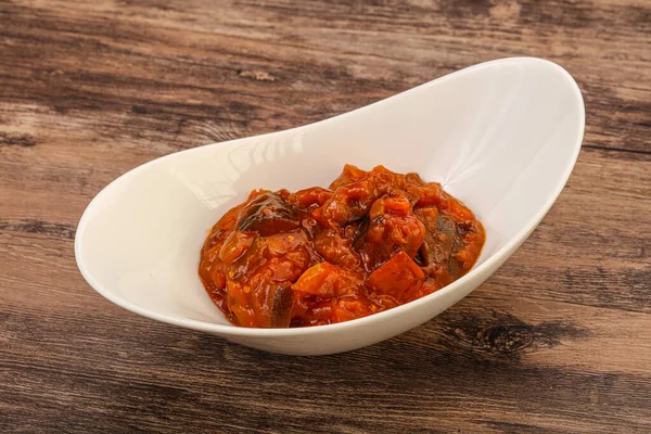 Lekkere Aubergine Saute Met Tomaat Kruiden — Stockfoto