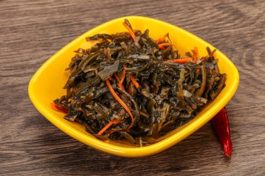 Havuçlu ve susamlı yosun kabağı.