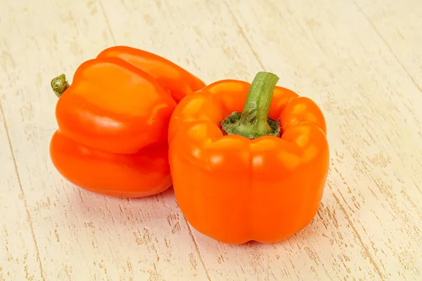 Dois Pimentão Sino Saboroso Doce Laranja — Fotografia de Stock