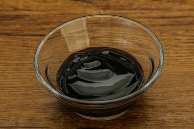 Asya mutfağı. Kasede geleneksel istiridye sosu.