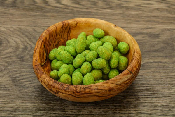 Kryddig Wasabi Jordnötter Mellanmål Skålen — Stockfoto