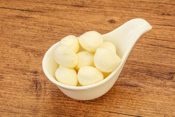 Natürlicher Leckerer Baby Mozarella Käse Der Schüssel — Stockfoto