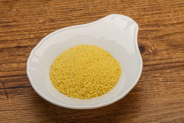 Yemek pişirmek için klozette çiğ öksürük yığını