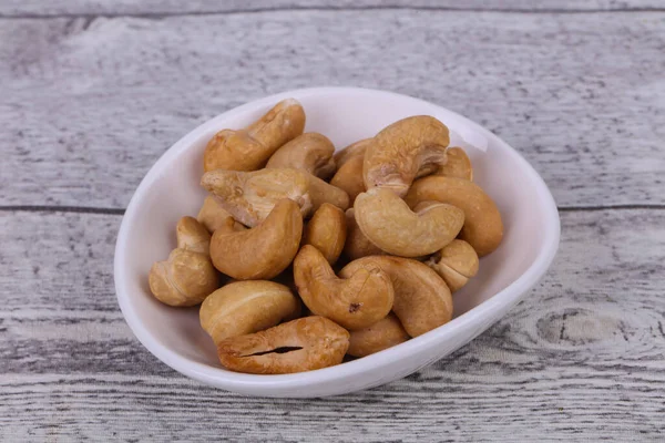 Вкусные Орехи Кешью Кучу Миску — стоковое фото