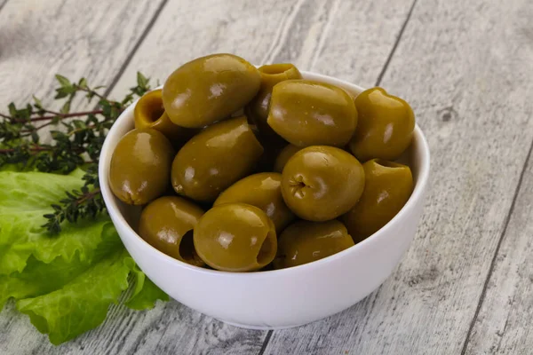 Grandi Olive Verdi Nella Ciotola — Foto Stock