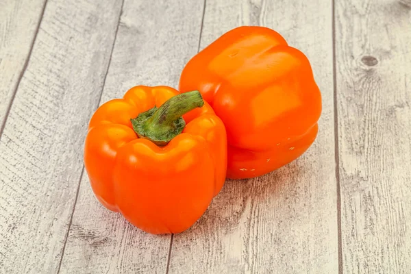 Dois Pimentão Sino Saboroso Doce Laranja — Fotografia de Stock