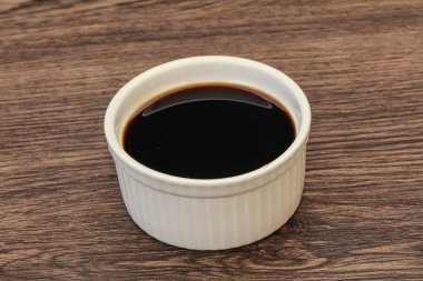 Asya mutfağı. Kasede soya sosu.