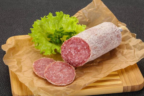 Italian Dry Saliami Pork Sausage Served Salad Leaves — Stock Photo, Image