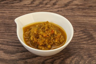 Kasede biberli yeşil baharatlı sos.