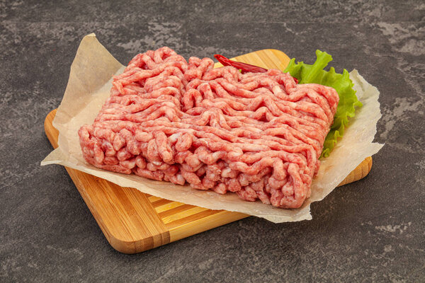 Мясо - свинина и говядина - для приготовления пищи
