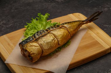 Tütsülenmiş lezzetli uskumru balığı.