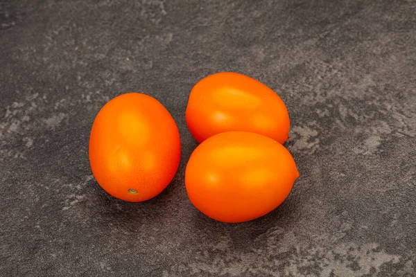 Leckeres Gemüse Gelber Tomatenhaufen Über Dem Hintergrund — Stockfoto