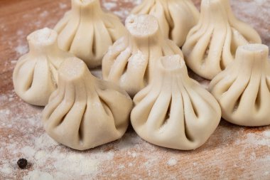 Gürcistan çiğ Khinkali eti