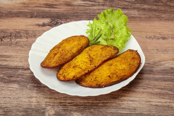 Patata Horno Con Hierbas Especias Servidas Romero —  Fotos de Stock