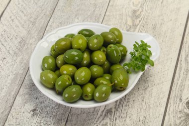 Salamura edilmiş yeşil Campo Kavanozda gerçek zeytin