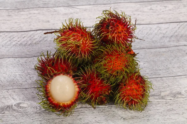 Frutas Tropicais Doces Exóticas Rambutan Heap — Fotografia de Stock