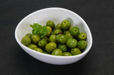 Salamura edilmiş yeşil Campo Kavanozda gerçek zeytin