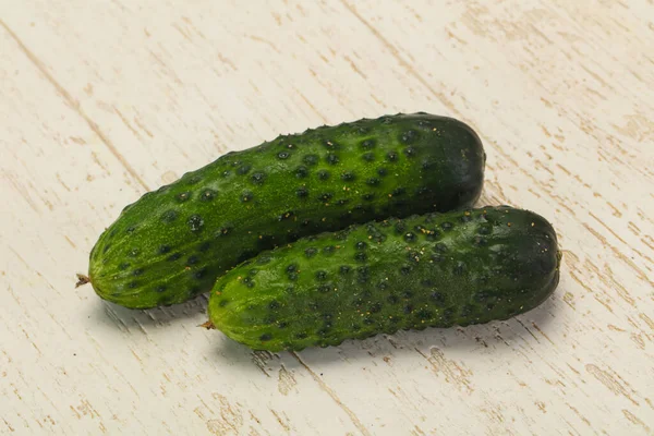 Mûr Vert Frais Deux Concombres Prêts Pour Végétalien — Photo