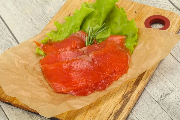 Filetto Salmone Affettato Spuntino Servito Rosmarino — Foto Stock