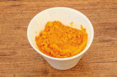 Tumerik - kâsede sokağa çıkma yasağı tozu