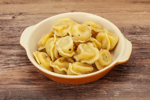 Ryska Traditionella Dumplings Med Kött Och Kryddor — Stockfoto