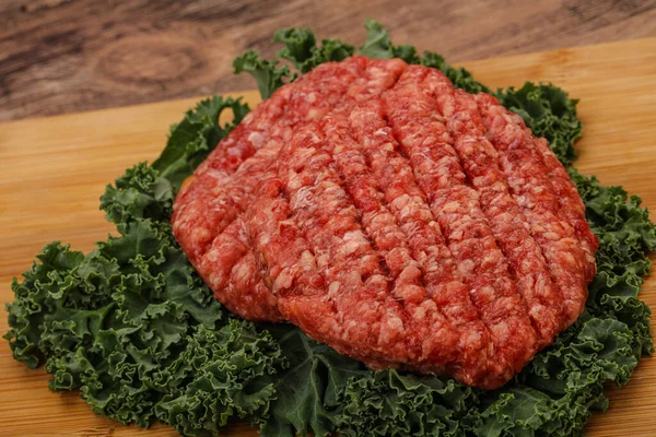 Costeleta Hambúrguer Carne Crua Para Churrasqueira — Fotografia de Stock