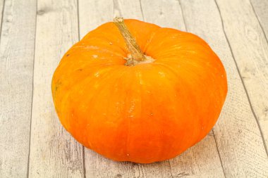 Olgun balkabağı - pişirmeye hazır