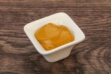 Kasede baharatlı hardal sosu