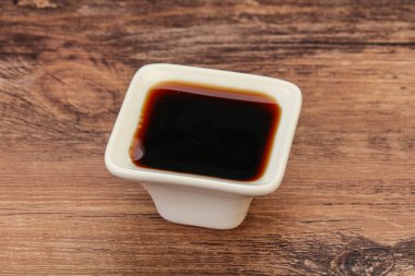 Asya mutfağı. Kasede soya sosu.