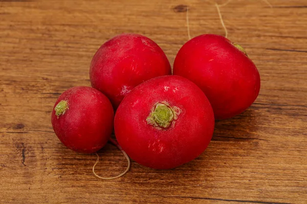 Ripe Fresh Radish Heap Wooden Background — Stock Photo, Image