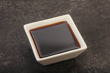 Asya mutfağı. Kasede soya sosu.