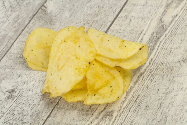 Natural Yuong Potato Salted Chips Heap — Stock Photo, Image