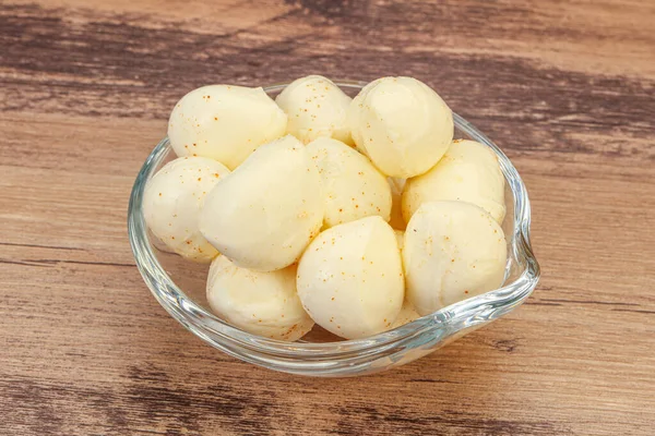 Natürlicher Leckerer Baby Mozarella Käse Der Schüssel — Stockfoto