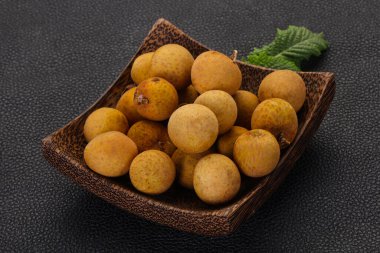 Tropikal meyve sepeti