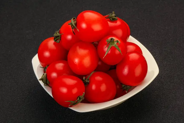 Tomate Cerise Rouge Juteuse Mûre Dans Bol — Photo