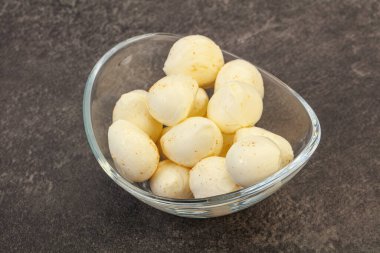 Doğal lezzetli bebek Kasede mozarella peyniri