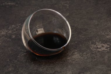 Asya mutfağı. Kasede soya sosu.