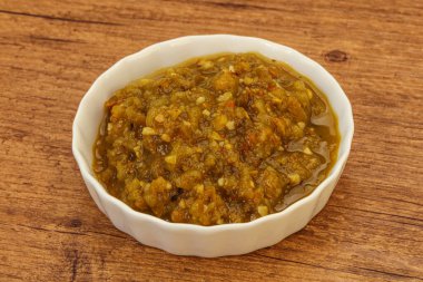 Kasede biberli yeşil baharatlı sos.