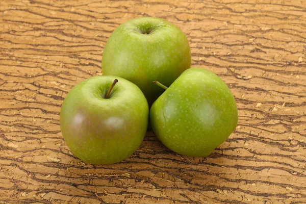 Grüner Reifer Süßer Saftiger Apfel — Stockfoto