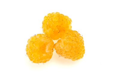 Tatlı, olgun, yapraklı sarı ahududu.