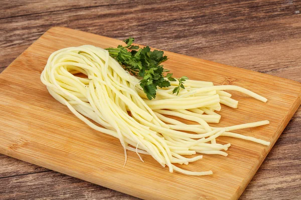 Chechil Spaghetti Kaas Snack Aan Boord — Stockfoto